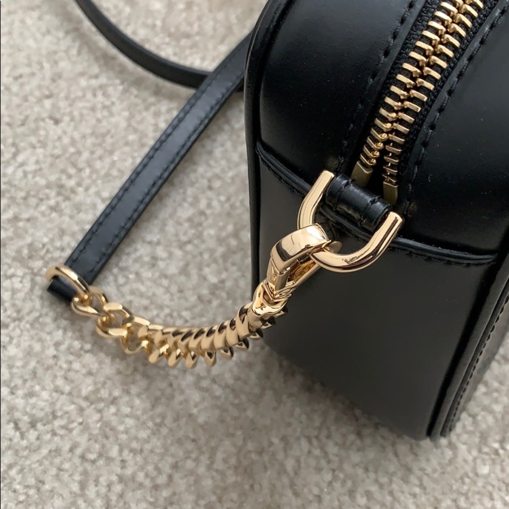 Michael Kors embossed camera bag black - Picture 5 of 5
